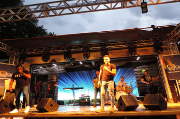 Foto - Show do Natal Iluminado de Pejuçara teve risos, lágrimas de emoção e muita gratidão