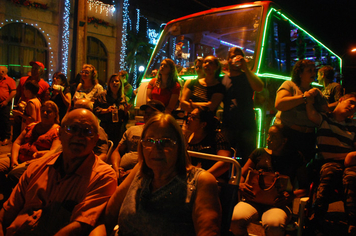Foto - Show do Natal Iluminado de Pejuçara teve risos, lágrimas de emoção e muita gratidão