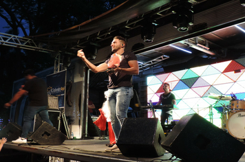 Foto - Show do Natal Iluminado de Pejuçara teve risos, lágrimas de emoção e muita gratidão