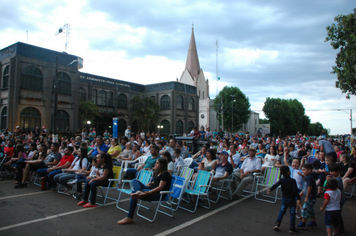 Foto - Show do Natal Iluminado de Pejuçara teve risos, lágrimas de emoção e muita gratidão
