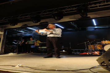 Foto - Show do Natal Iluminado de Pejuçara teve risos, lágrimas de emoção e muita gratidão