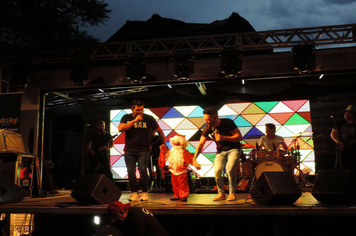 Foto - Show do Natal Iluminado de Pejuçara teve risos, lágrimas de emoção e muita gratidão