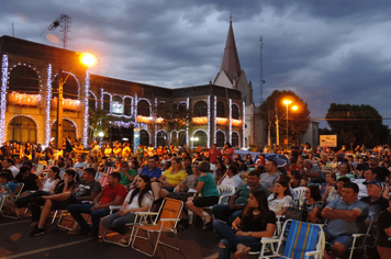 Foto - Show do Natal Iluminado de Pejuçara teve risos, lágrimas de emoção e muita gratidão
