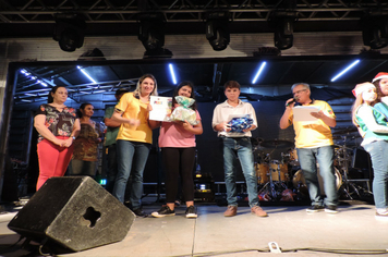 Foto - Show do Natal Iluminado de Pejuçara teve risos, lágrimas de emoção e muita gratidão