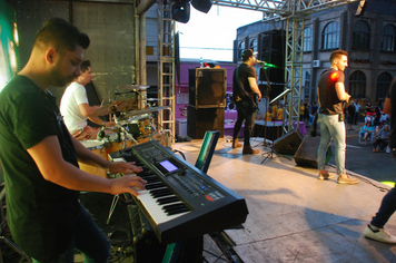 Foto - Show do Natal Iluminado de Pejuçara teve risos, lágrimas de emoção e muita gratidão