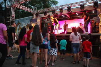 Foto - Show do Natal Iluminado de Pejuçara teve risos, lágrimas de emoção e muita gratidão