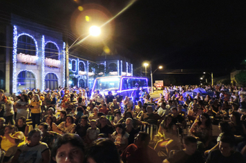 Foto - Show do Natal Iluminado de Pejuçara teve risos, lágrimas de emoção e muita gratidão