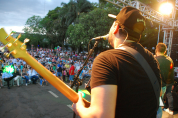 Foto - Show do Natal Iluminado de Pejuçara teve risos, lágrimas de emoção e muita gratidão