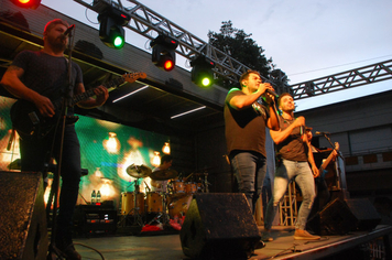 Foto - Show do Natal Iluminado de Pejuçara teve risos, lágrimas de emoção e muita gratidão