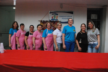 Foto - Show e fogos de artificio para marcar a chegada do Papai Noel