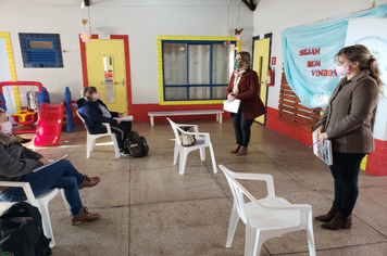 Foto - SMEC reúne professores para retorno do recesso escolar