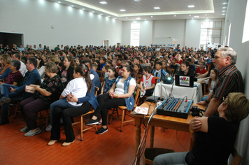 Foto - Tiago Linck encanta e emociona comunidade Pejuçarense