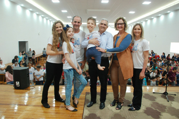 Foto - Tiago Linck encanta e emociona comunidade Pejuçarense