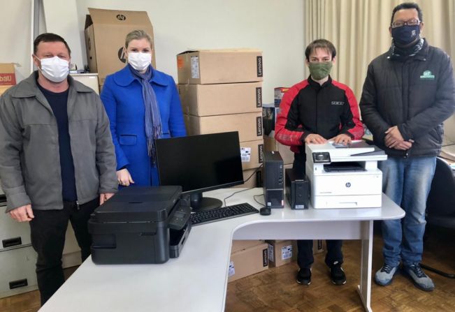 Administração Municipal adquire equipamentos de informática