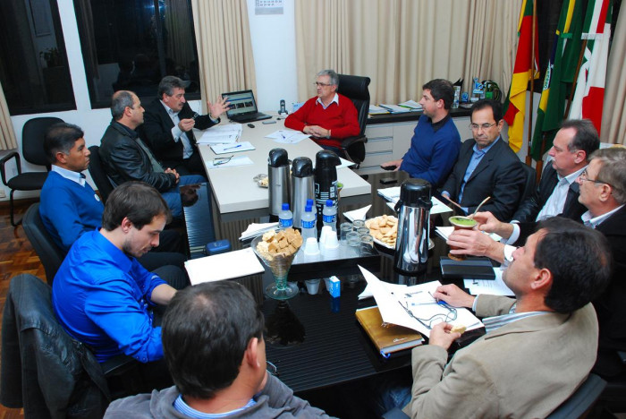 AMUPLAM esteve reunida em Pejuçara