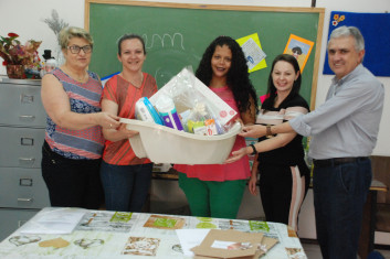 Curso de gestantes do CRAS encerra com presentes para as mamães