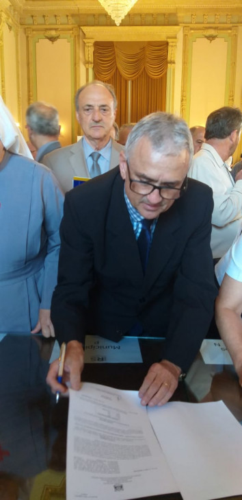 Prefeito acompanha andamento de projetos de Pejuçara e assina convênio em prol do Hospital Rio Branco