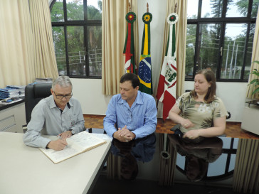 Vice Marcos Villani assume interinamente a prefeitura de Pejuçara