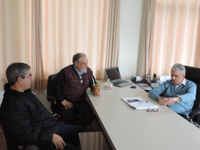 Imprensa de Pejuçara visita obras em andamento