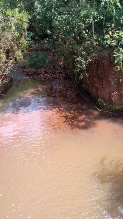 Estiagem provoca consumo diário de um milhão de litros de água em Pejuçara