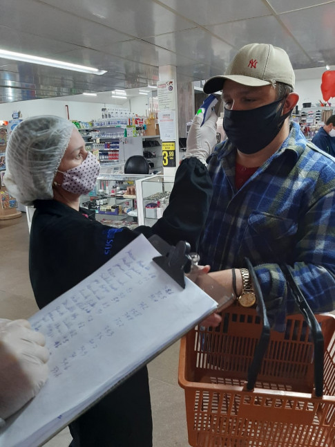 Barreiras sanitárias são realizadas na chegada à Pejuçara