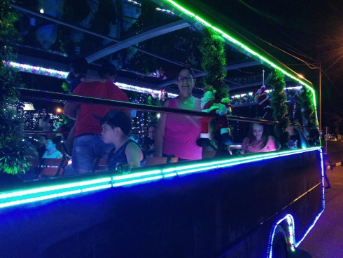 Passeios noturnos do Dindinho divertem comunidade pejuçarense