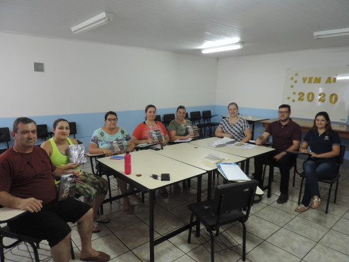 Conselheiros tutelares fazem reunião antes de tomar posse