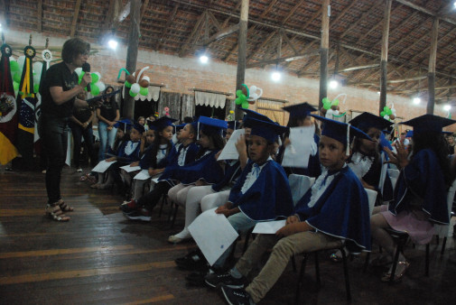 Alunos da Pré-Escola B Ciranda do Saber da EMEF se formam