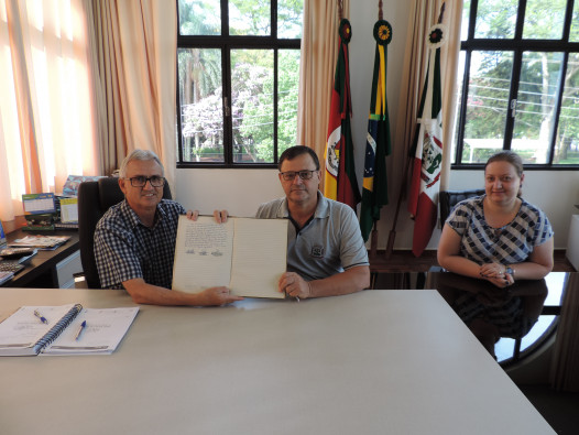 Prefeito Buzzatti retoma atividades e anuncia realização de obras importantes para a comunidade