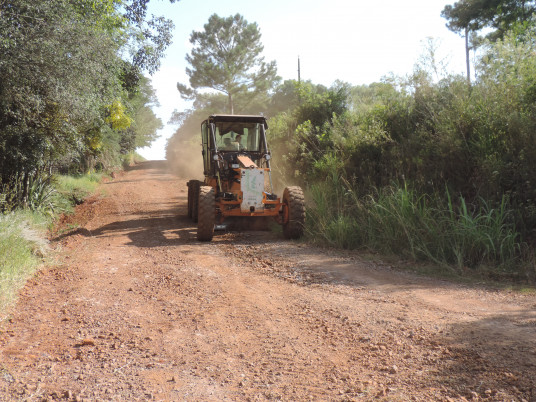 Administração faz investimentos que beneficiam a agricultura