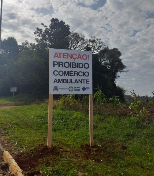 Administração implanta placas de orientação sobre determinações de Decreto 