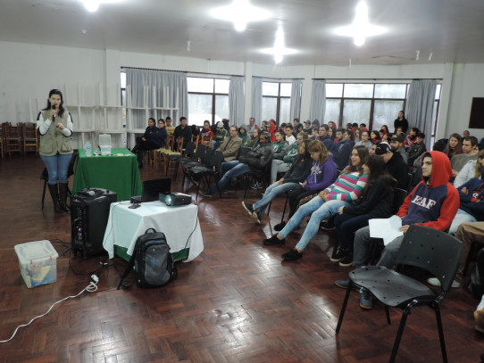 Gabinete da 1ª Dama promove palestra sobre saúde e bem estar