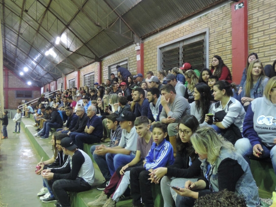 Definido confronto final no campeonato interbairros de Futsal