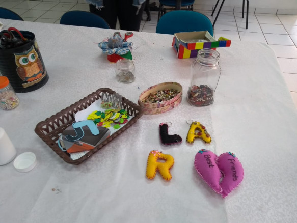 Classe de Aceleração participa de oficinas no CRAS