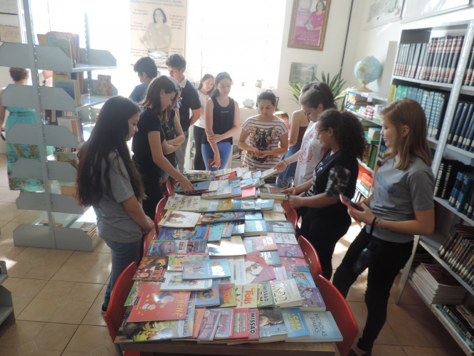 Biblioteca Pública Machado de Assis ganha espaço em prédio histórico de Pejuçara