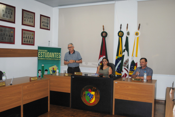 Presidente do Legislativo faz avaliação do semestre e repassa recursos ao Executivo