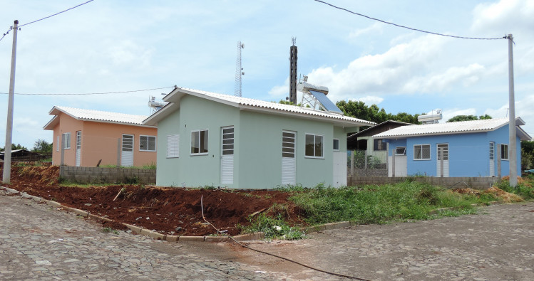 Caminho das Palmeiras: Unidades habitacionais começam a ganhar cor