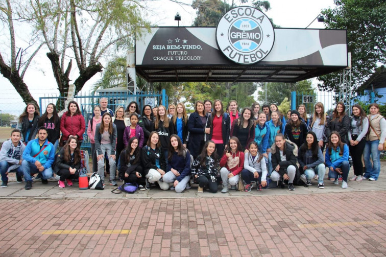 Associação Pejuçara de Futebol Feminino é Vice-Campeã em torneio promovido pelo Grêmio-Poa