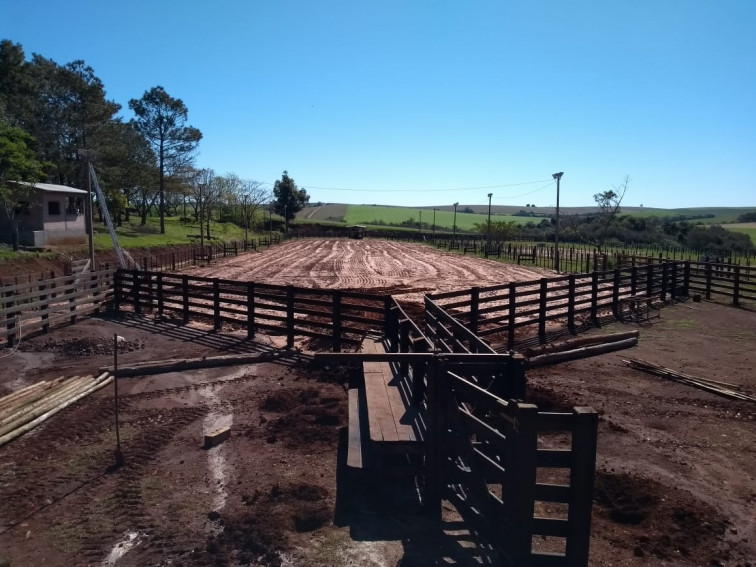 Nova Pista de Rodeios do Parque de Exposições toma forma