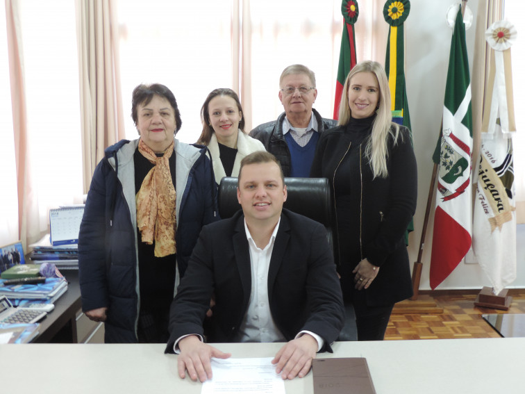 Presidente da Câmara assume interinamente a prefeitura de Pejuçara