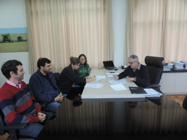 Laços familiares trazem educadora paulista para atuar em Pejuçara.