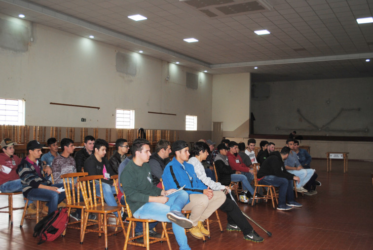Junta de Pejuçara acompanha seleção de jovens para o serviço militar