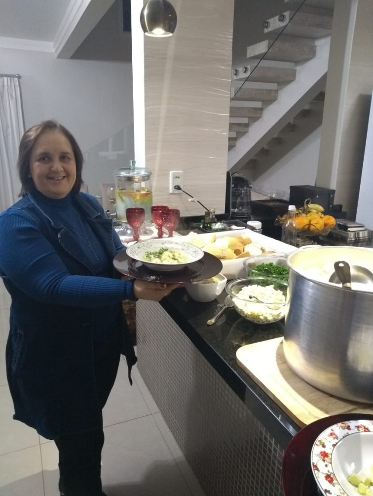 Primeira Dama homenageada por servidoras do Centro Administrativo