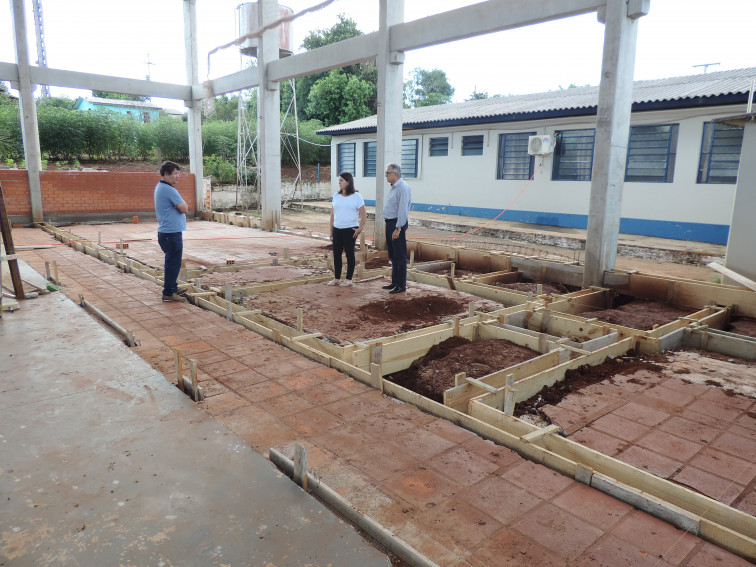 Obra de fechamento do ginásio da EMEF atinge 20% do seu total