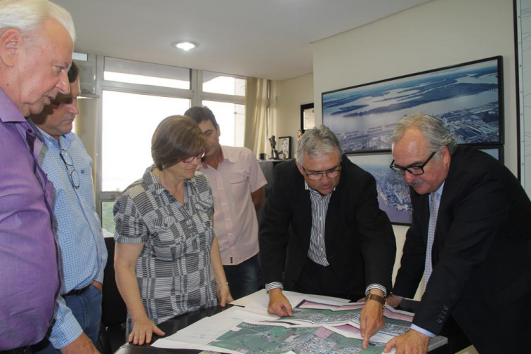 Comitiva se encontra com Secretário de Transportes para encaminhamento da Perimetral