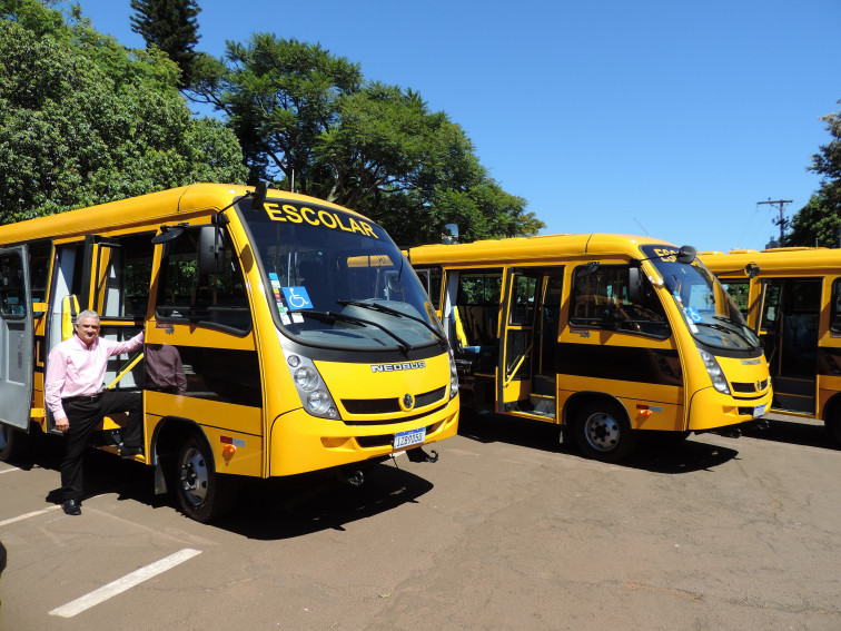 Pejuçara constituiu uma das melhores estruturas para transporte e realização de serviços municipais da região