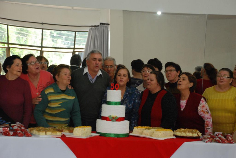 Terceira Idade Celebra os 50 Anos de Pejuçara
