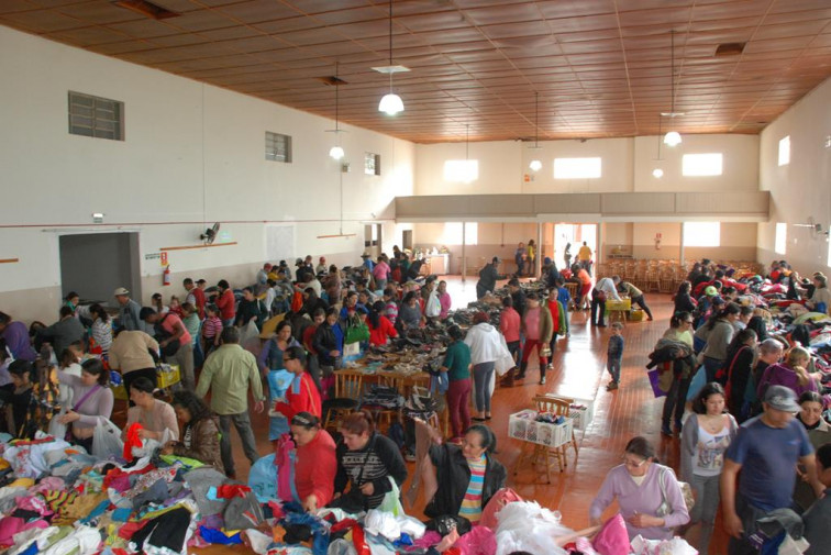 Feira do Agasalho em Pejuçara 