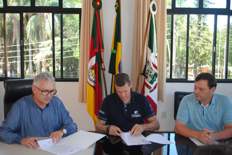 Município repassa recursos para o hospital 