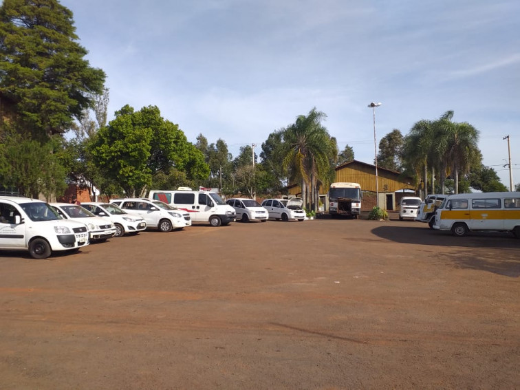 Leilão de bens inservíveis arrecada mais de R$ 300 mil